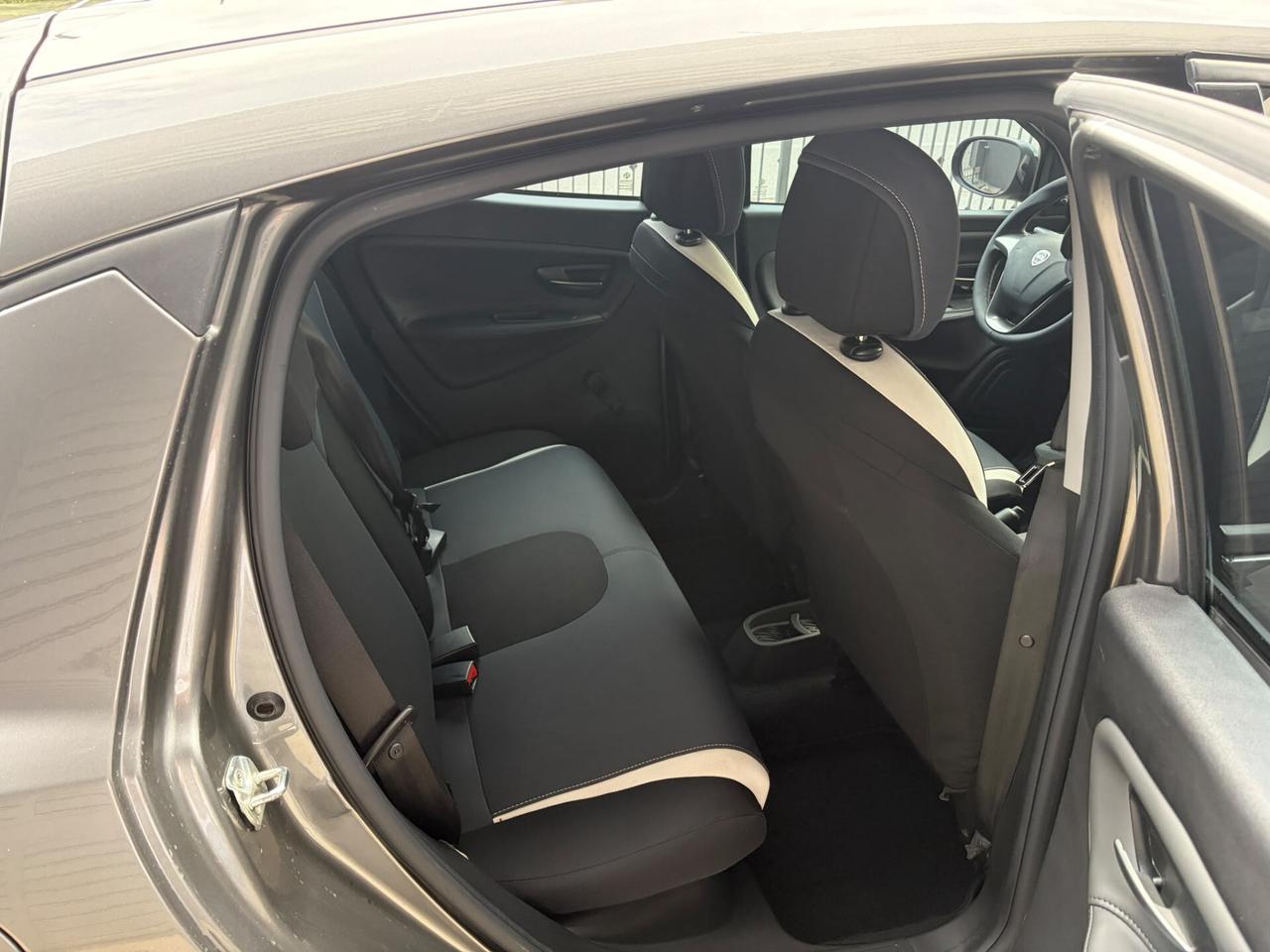 Lancia Ypsilon 1.2 Gpl 69CV 5 porte Ecochic Gold