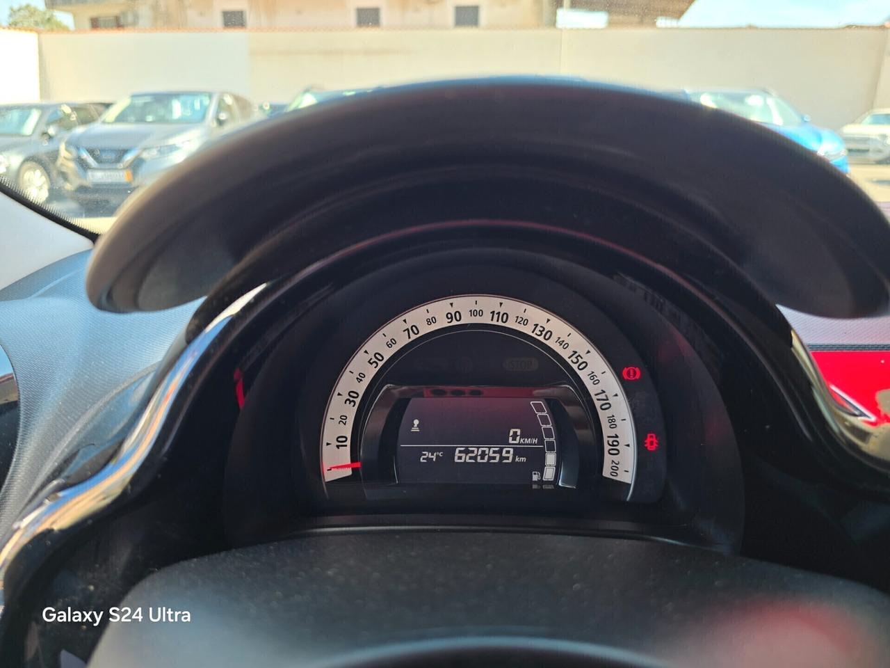 Renault Twingo SCe 65 CV Urban Night