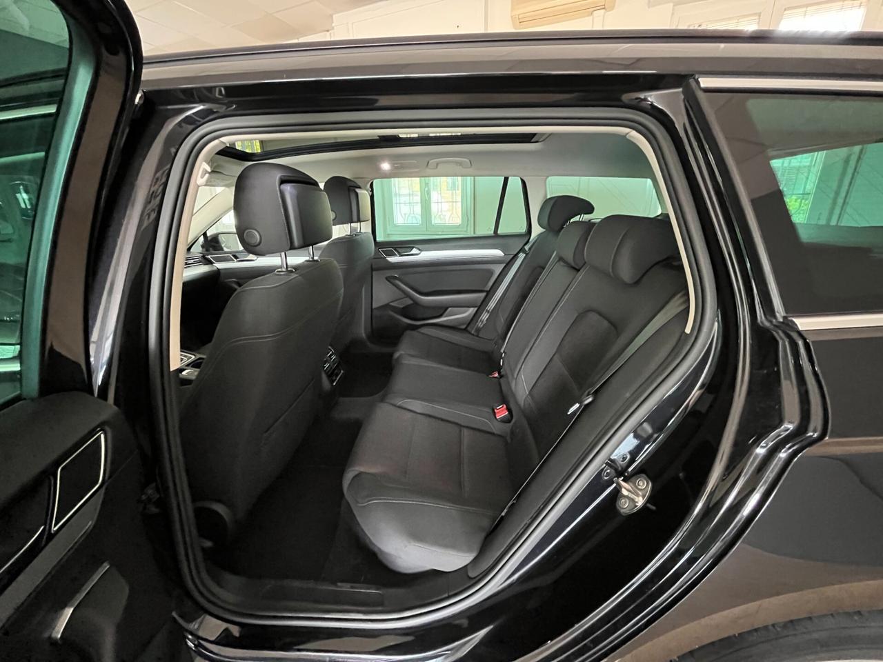 Volkswagen Passat Variant 1.6 Tdl Comfortline BlueMotion Technology Automatica