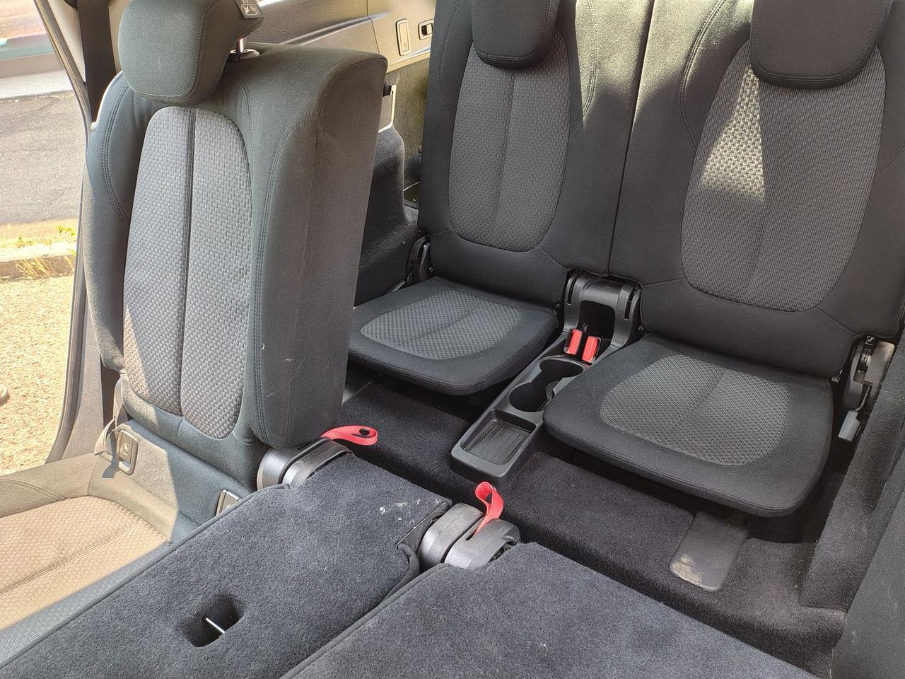 Bmw 218 d Advantage 7 POSTI #11450