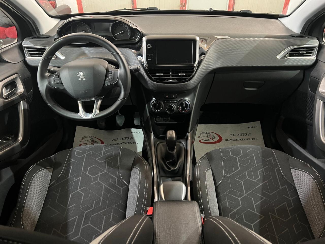 Peugeot 2008 1.6 100 CV - Black Matt - 2018