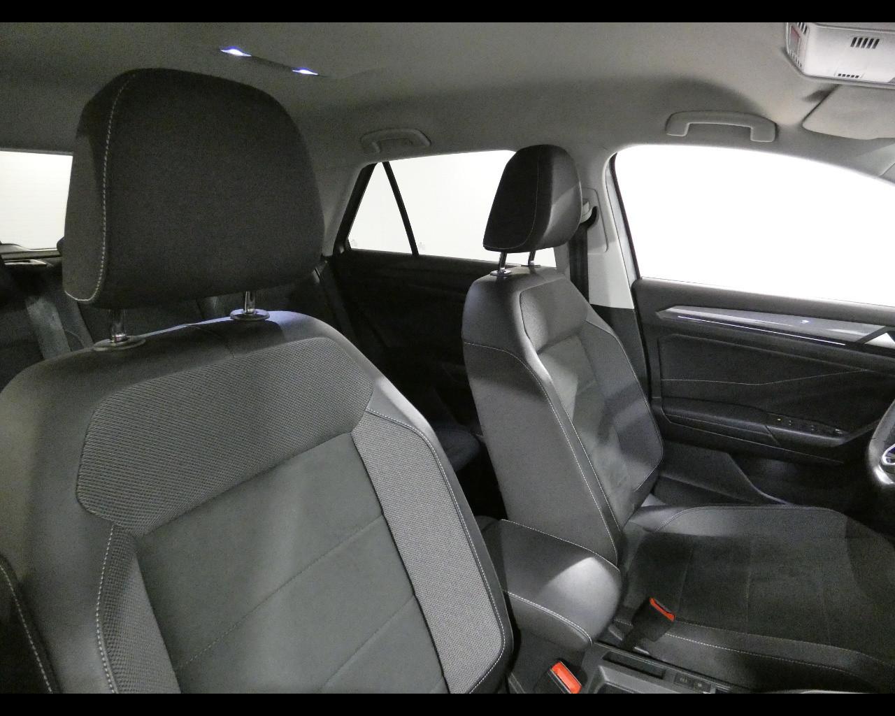 VOLKSWAGEN T-Roc - T-Roc 1.0 TSI Style