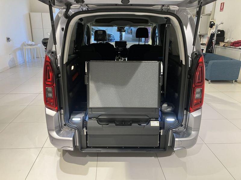 Toyota Proace City 1.2 110 CV PC 5p. Executive Trasporto Disabili 4+1