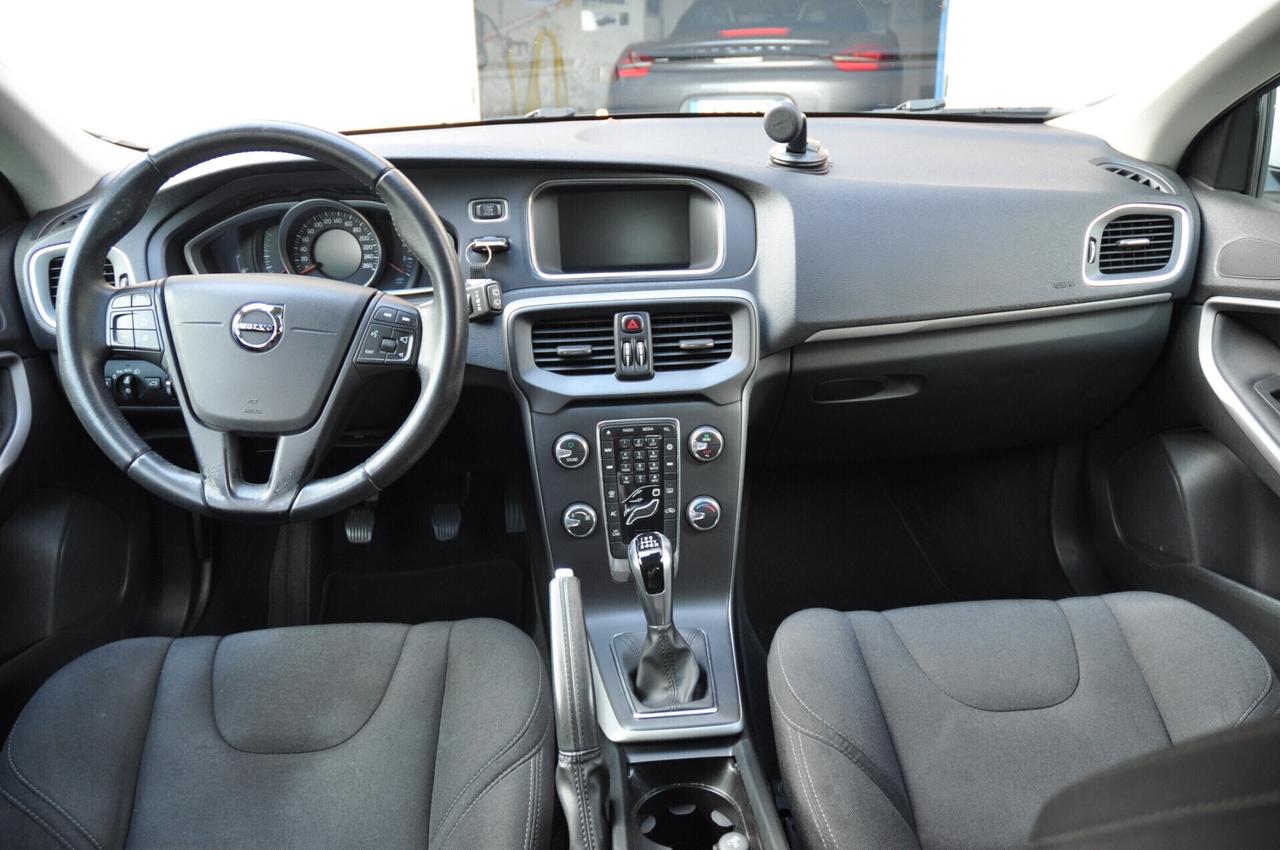 Volvo V40 2.0 D2 Kinetic my18