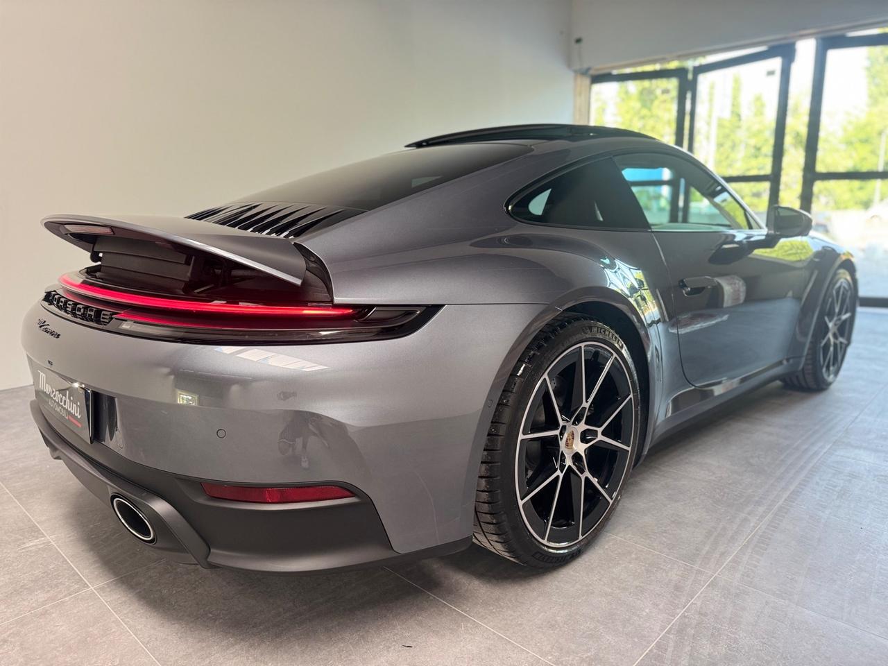 PORSCHE 911 CARRERA 3.0 394 CV 992.2 IVA ESPOSTA