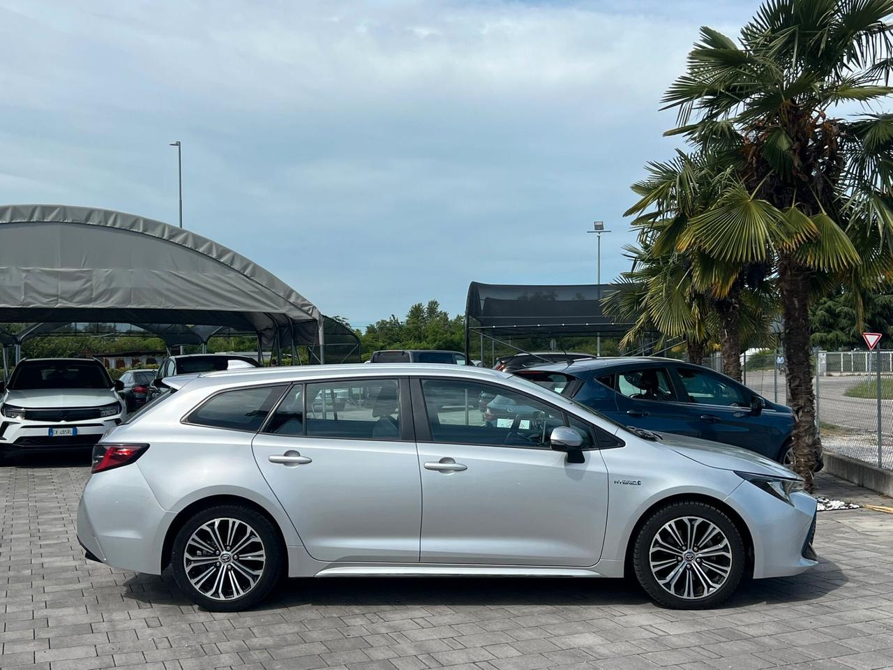Toyota Corolla Touring Sports 2.0 Hybrid MoreBusiness