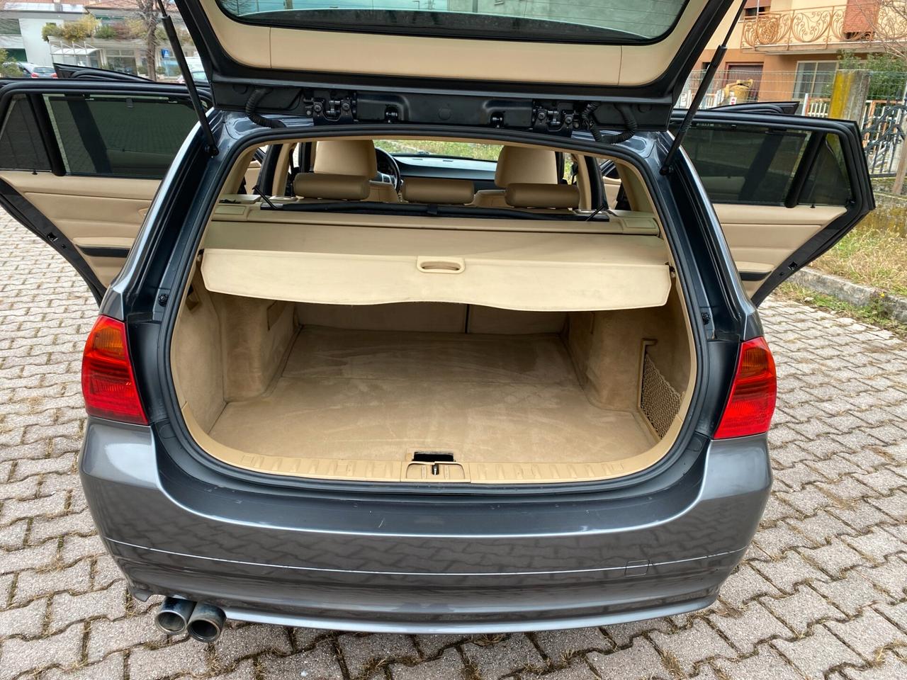 Bmw 330xd Touring Full Optional