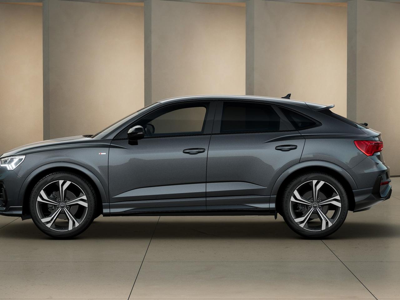 Audi Q3 sportback 35 2.0 tdi identity black s-tronic