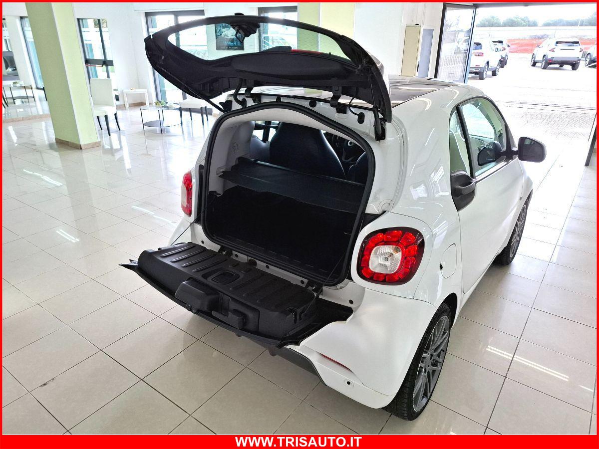 SMART Fortwo 90 0.9T Twinamic BRABUS Style NEOPATENTATI (TETTO PANORAMICO+PELLE+NAVI)