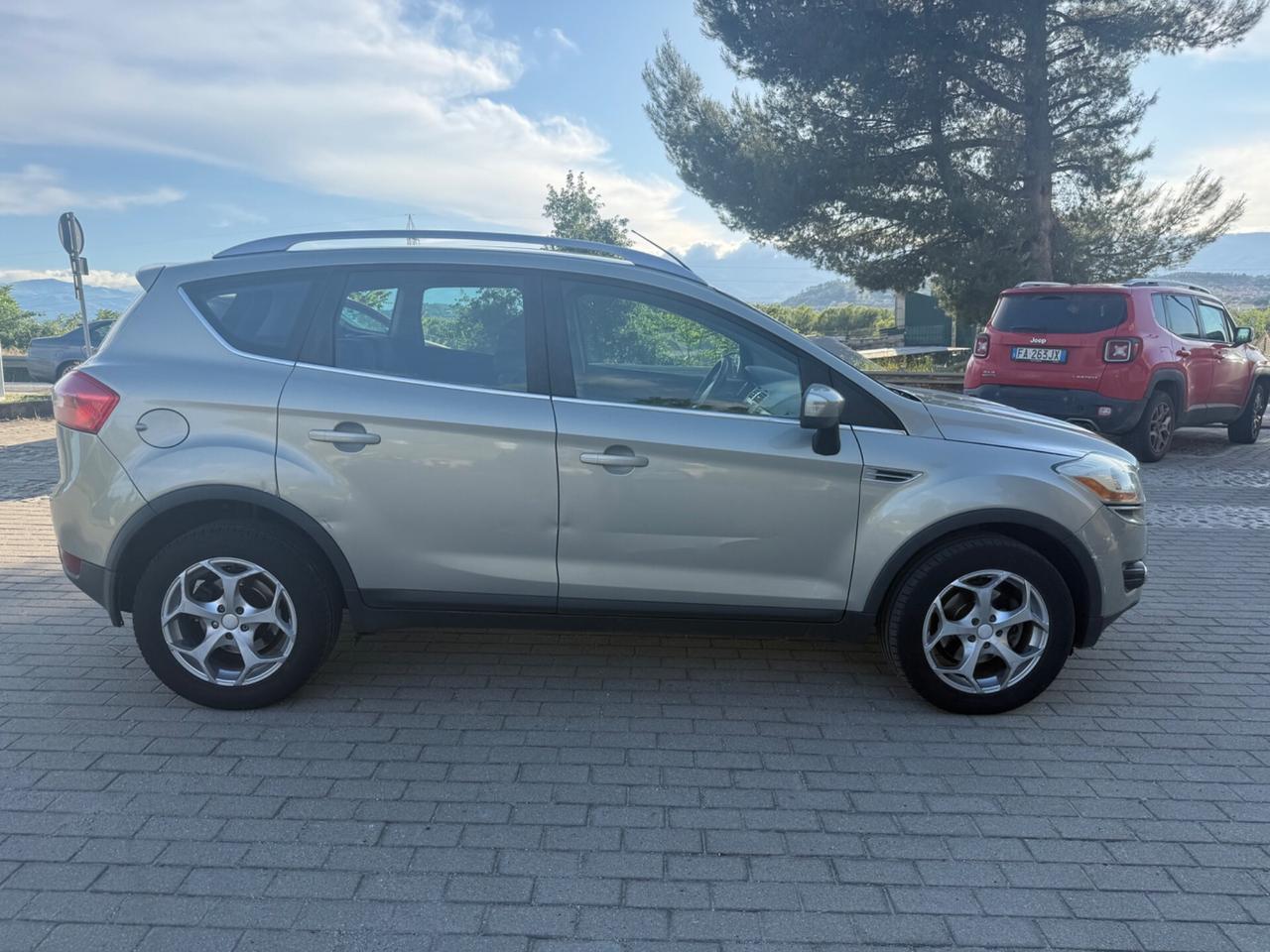 Ford Kuga 2.0 TDCi 136 CV 4WD Titanium DPF