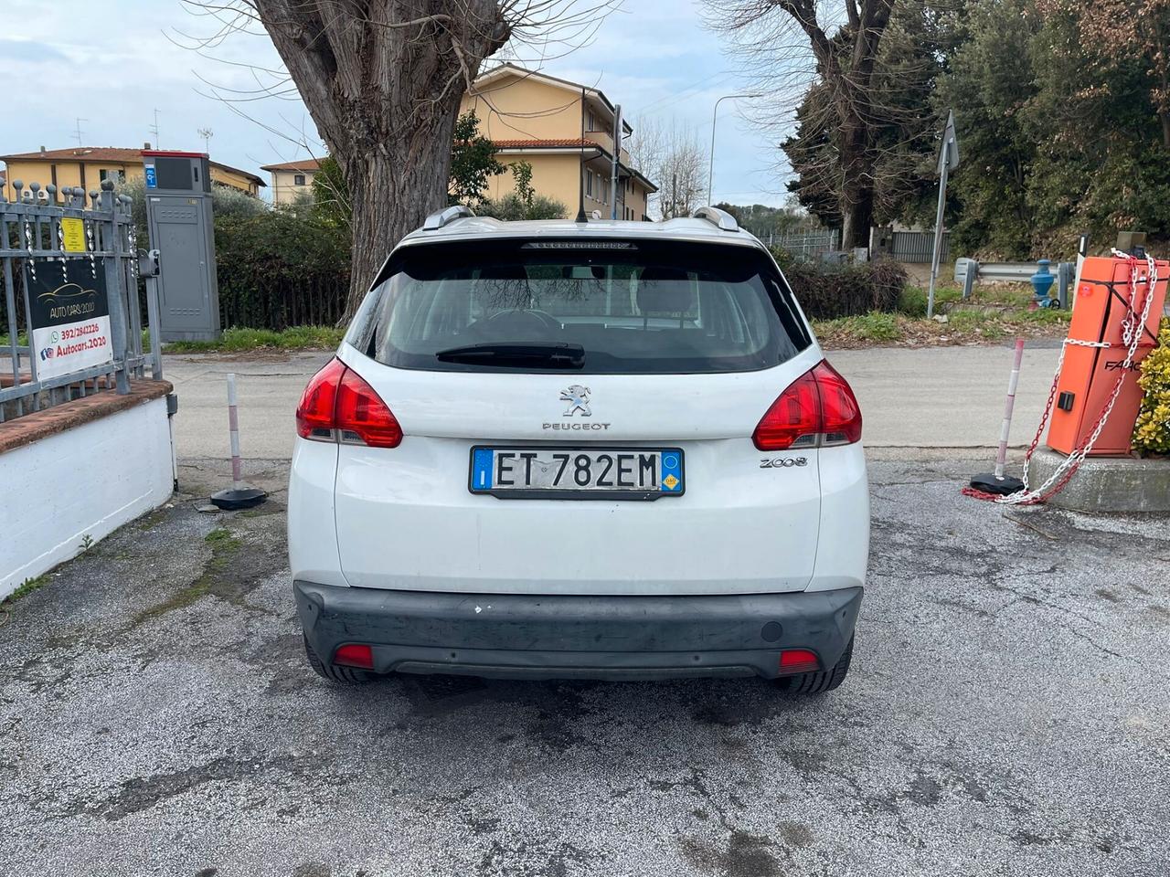 Peugeot 2008 1.2 VTi 82CV Allure