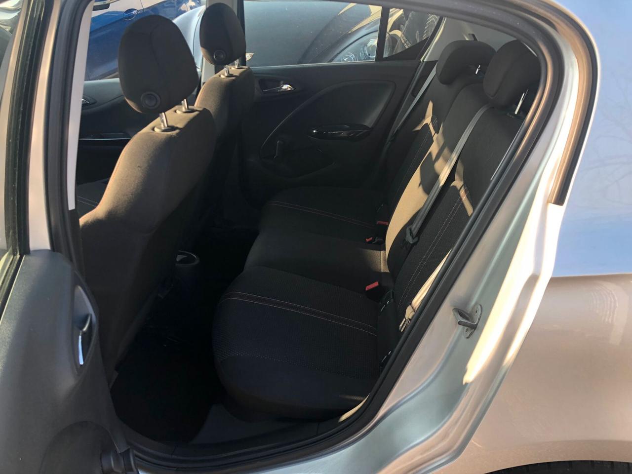 Opel Corsa 1.4 90CV GPL Tech 5 porte Innovation