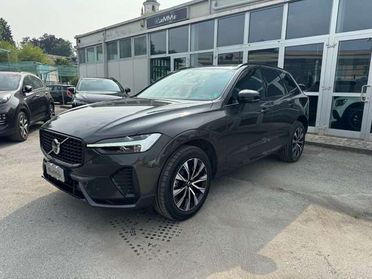 Volvo XC60 B4 automatico Plus Dark awd N1
