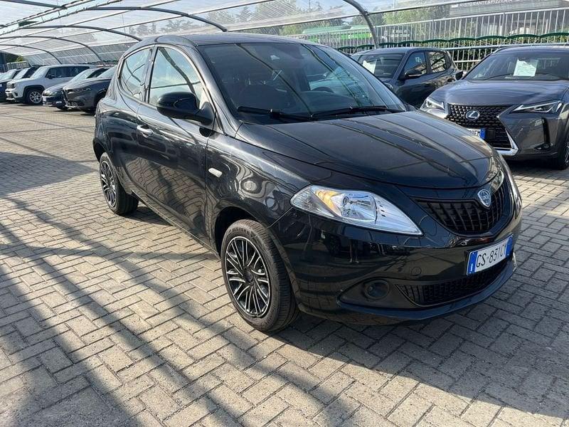 Lancia Ypsilon Ypsilon 1.0 FireFly 5 porte S&S Hybrid Silver Plus
