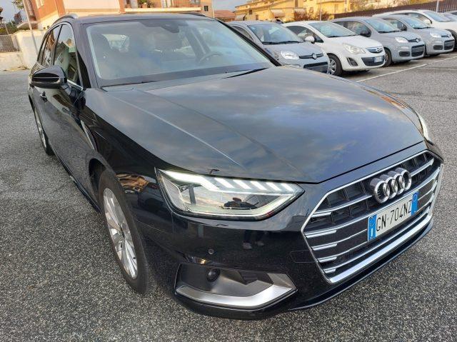 AUDI A4 Avant 30 hybrid TDI/136 CV S tronic Bus. Adv.
