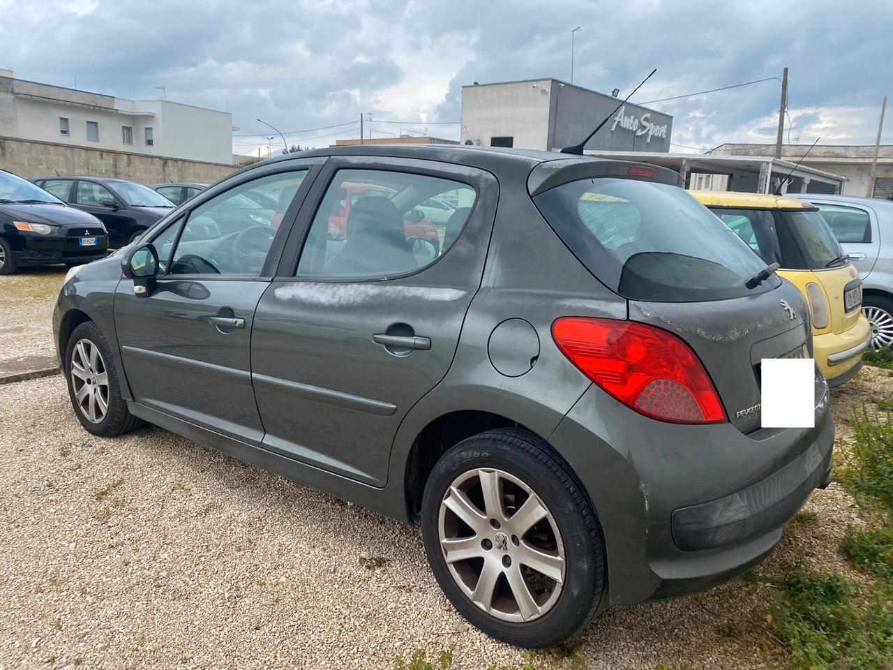 Peugeot 207 1.6 HDi 90CV 5p. XS