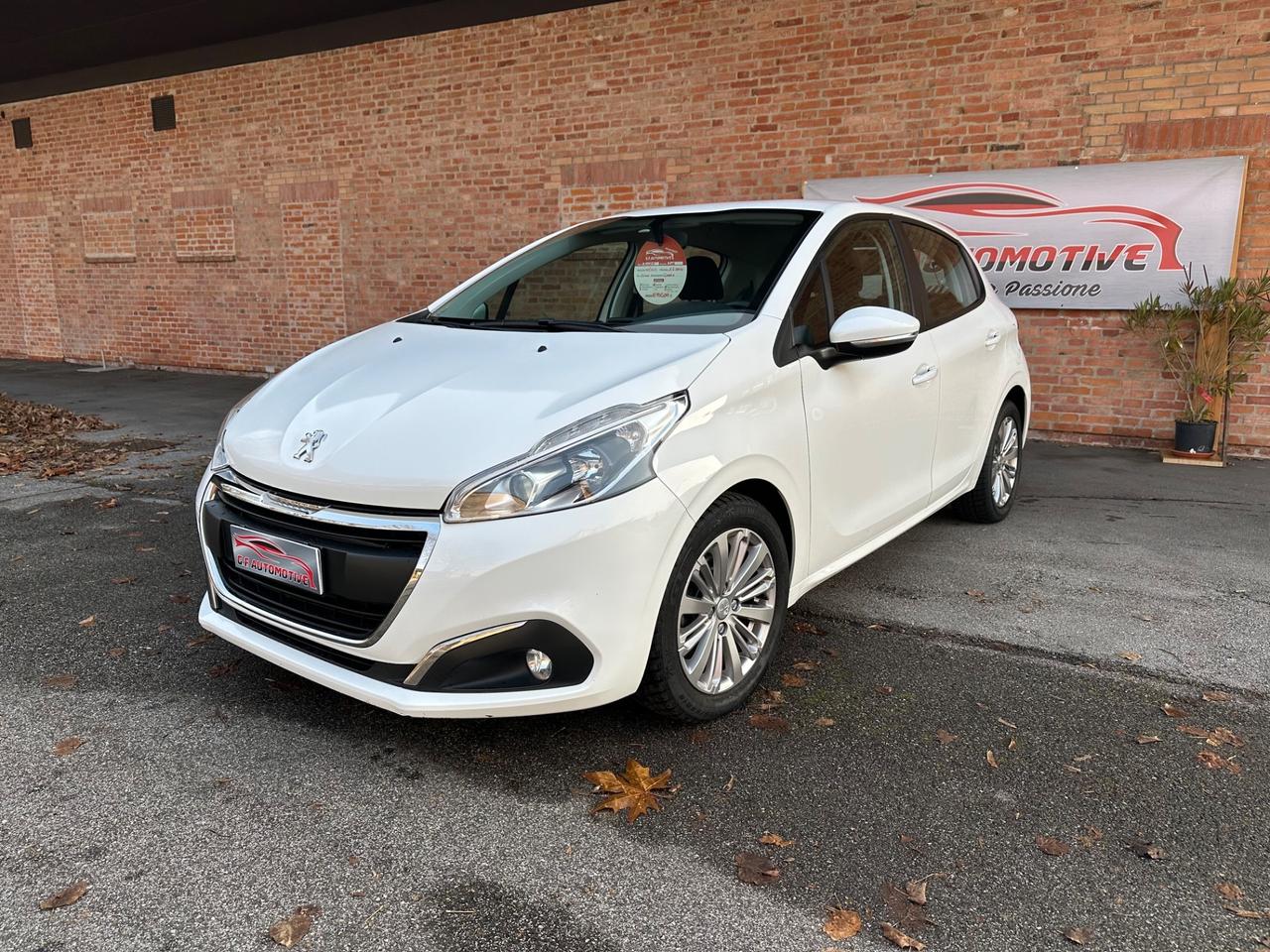 Peugeot 208 BlueHDi 100 S&S 5 porte Allure