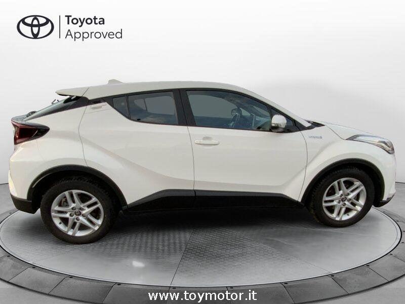 Toyota C-HR (2016-2023) 1.8 Hybrid E-CVT Active