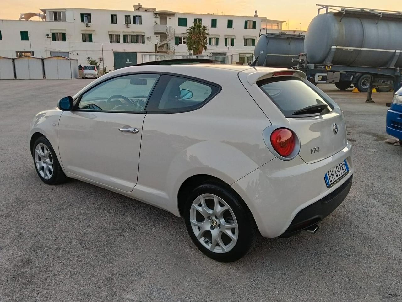 Alfa MiTo 1.3 JTDm-2 Distinctive Sport Pack MOTORE NUOVO
