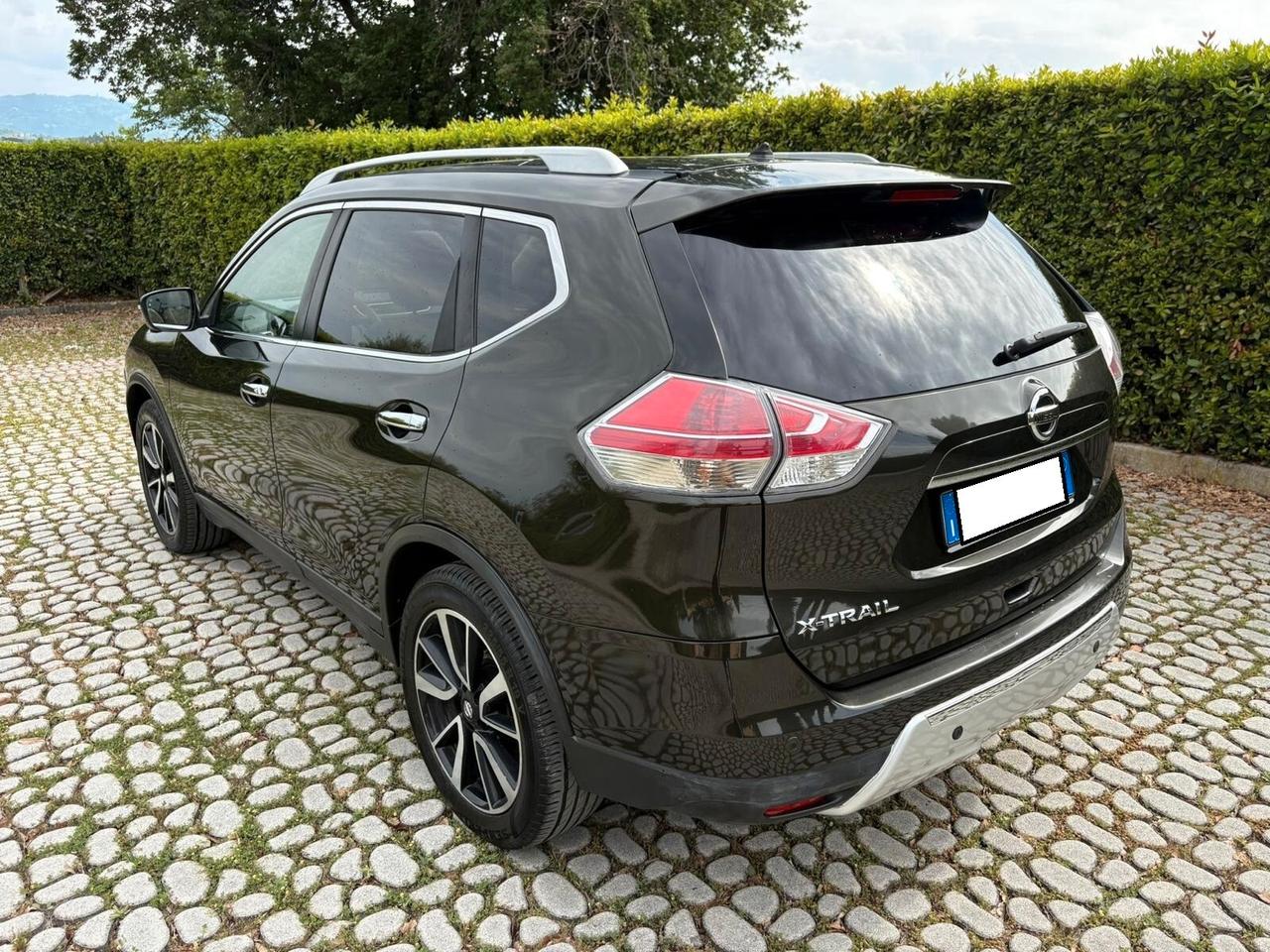 NISSAN X-Trail 1.6dCi 4WD Tekna 7 posti -12-2015