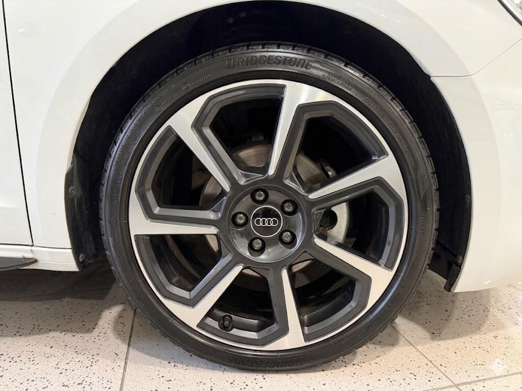 AUDI A1 SPB 30 TFSI S-TRONIC IDENTITY BLACK