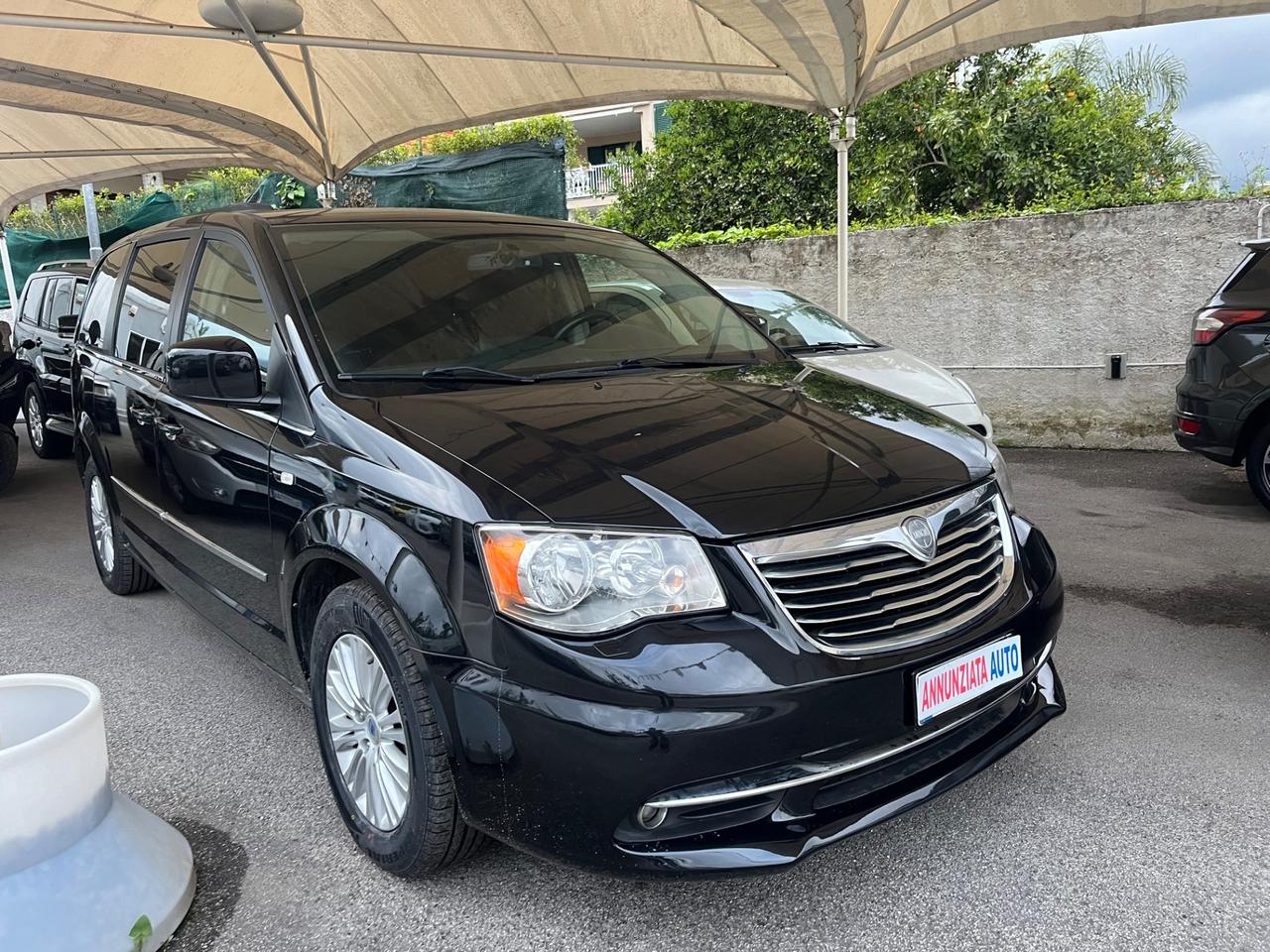 Lancia Voyager 2.8 7 POSTI Gold 163 CV