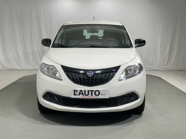 Lancia Ypsilon 1.0 FireFly 5 porte S&S Hybrid Silver Plus 5 posti