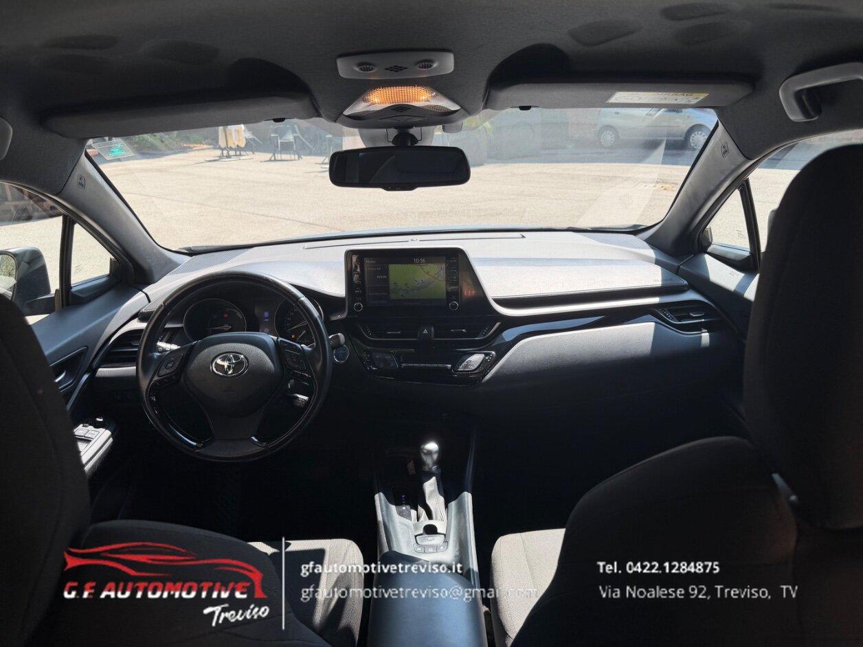 Toyota C-HR 1.8h Business e-cvt