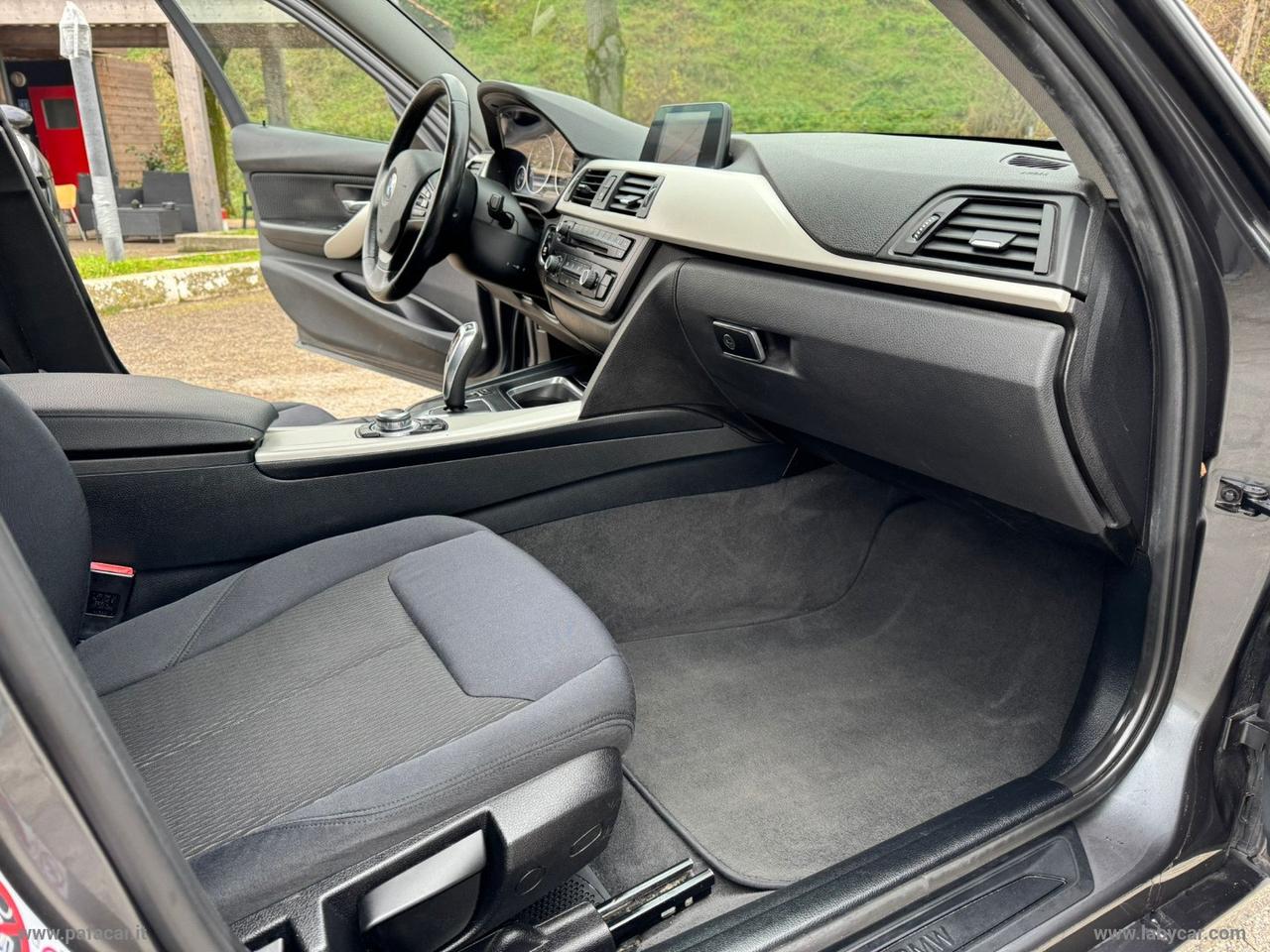 BMW 320d Touring Business aut.