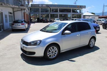 Volkswagen Golf 5p 1.6 tdi Highline dsg Garanzia vw