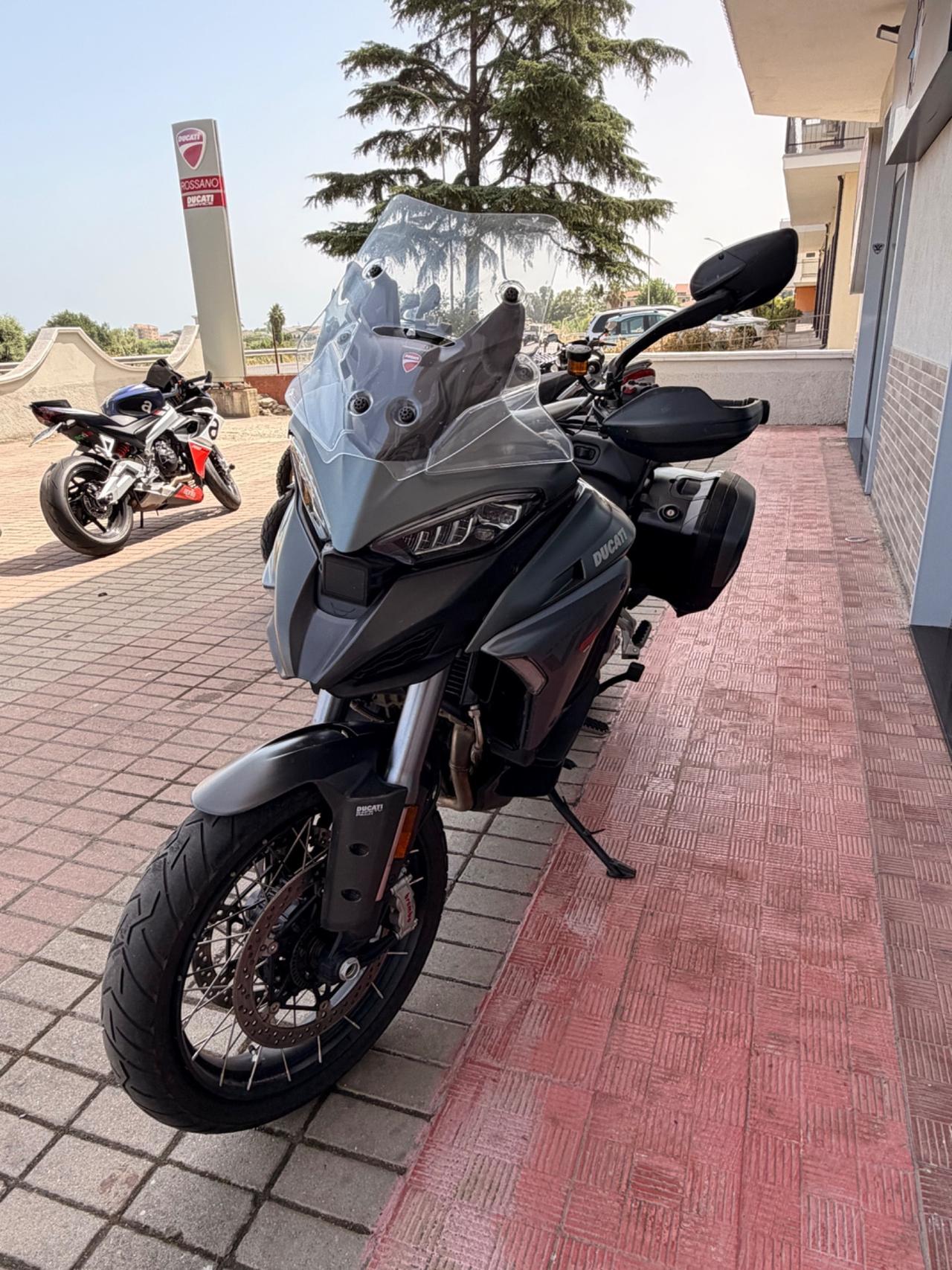 Ducati Multistrada V4 Rally TRAVEL E RADAR
