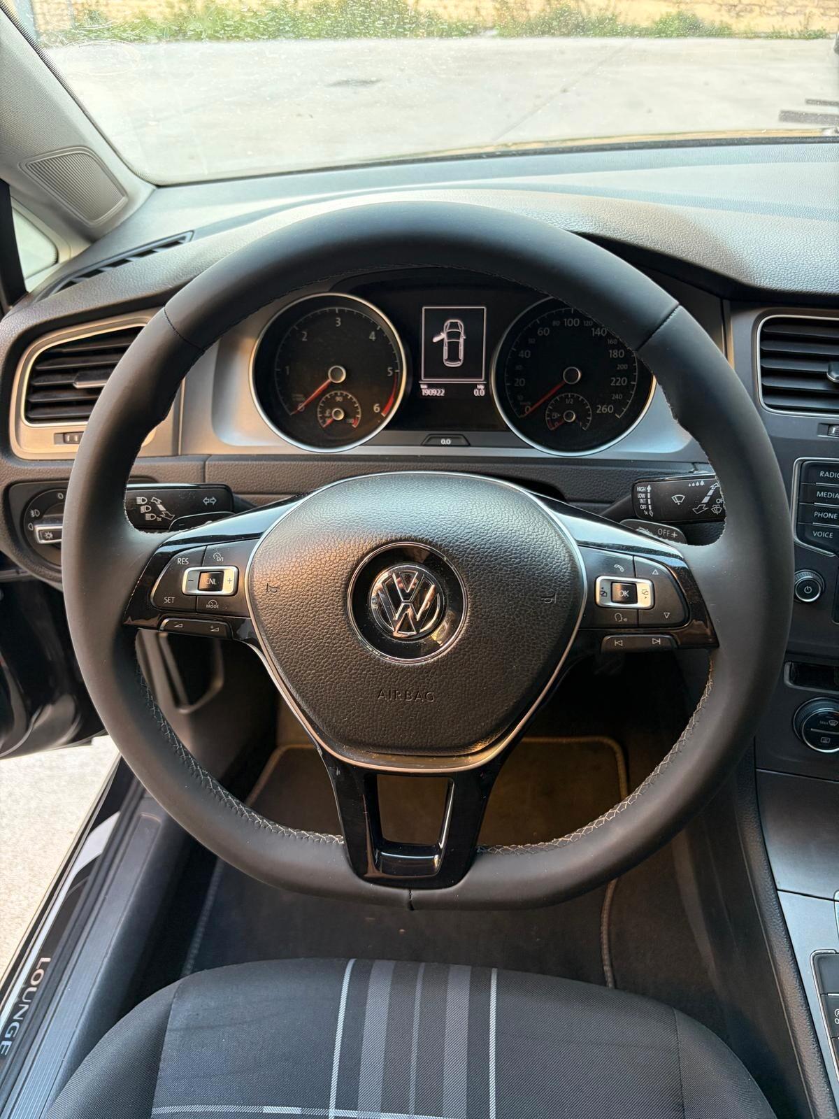 Volkswagen Golf Business 1.6 TDI DSG 5p. Comfortline BlueMotion Tech.