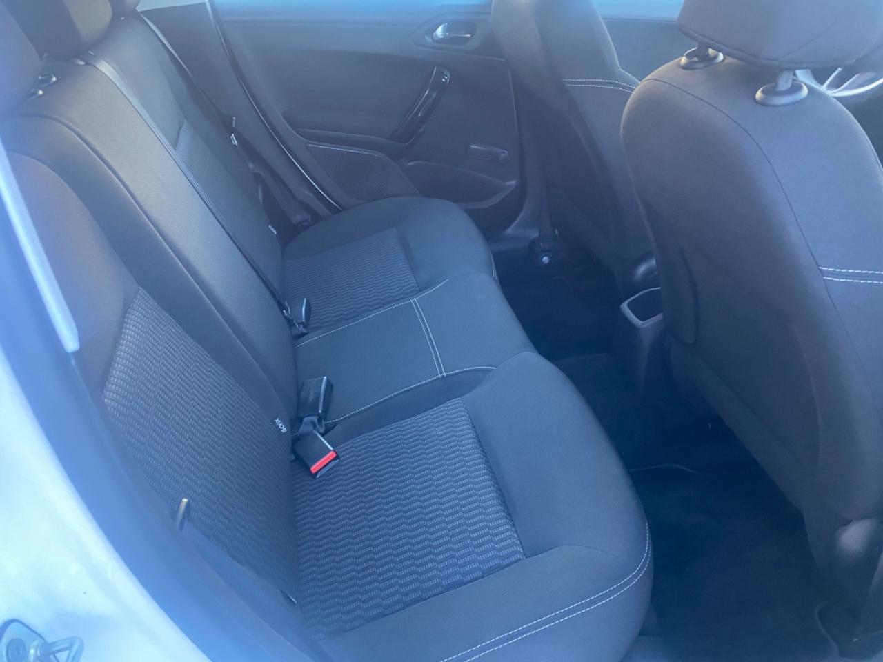 Peugeot 208 1.4 HDi 68 CV 5 porte Active