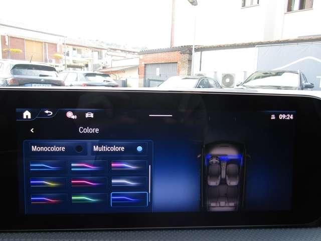 Mercedes-Benz A 180 BENZINA MHEV 136CV CAMBIO AUTO,FARI LED,CERCHI 17