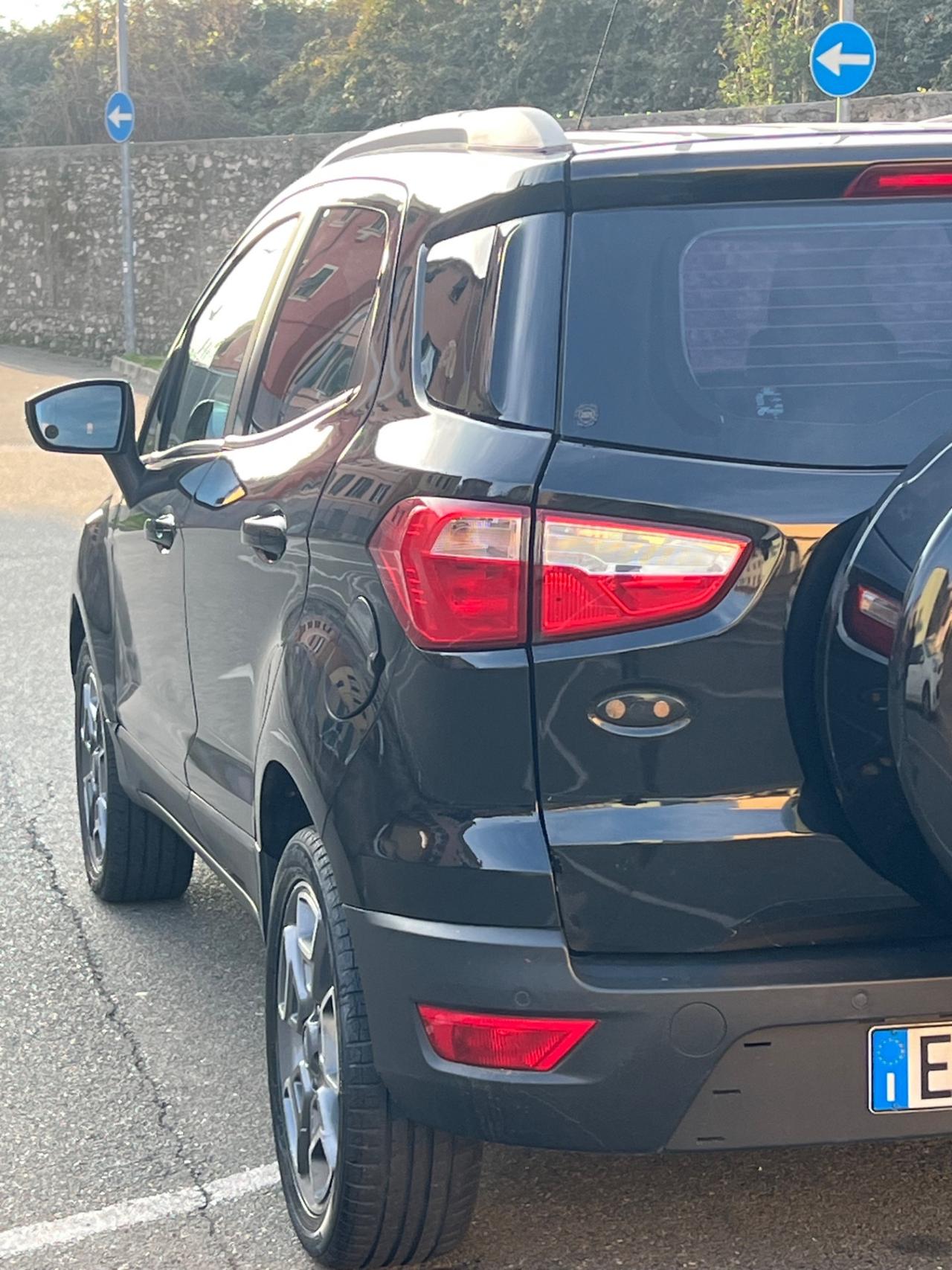 Ford EcoSport 1.5 110 CV Titanium super accessoriata