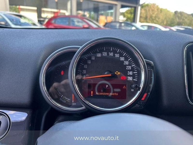 MINI Countryman Cooper S E ALL4 automatica