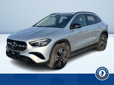 Mercedes-Benz GLA 180 d Automatic Advanced Progressive