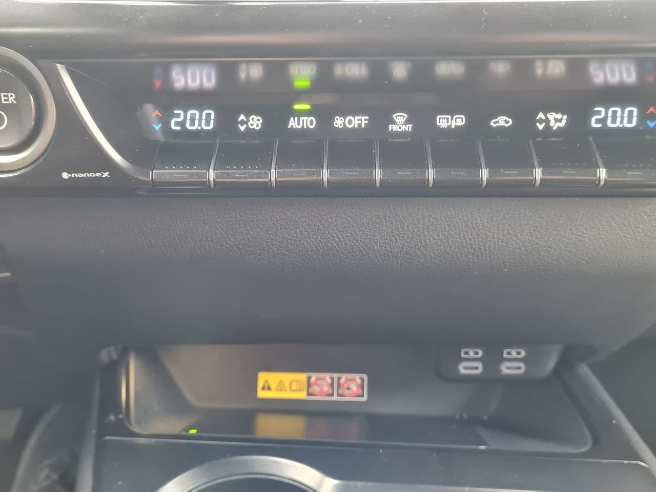 Lexus UX 250h HEV Design #8376