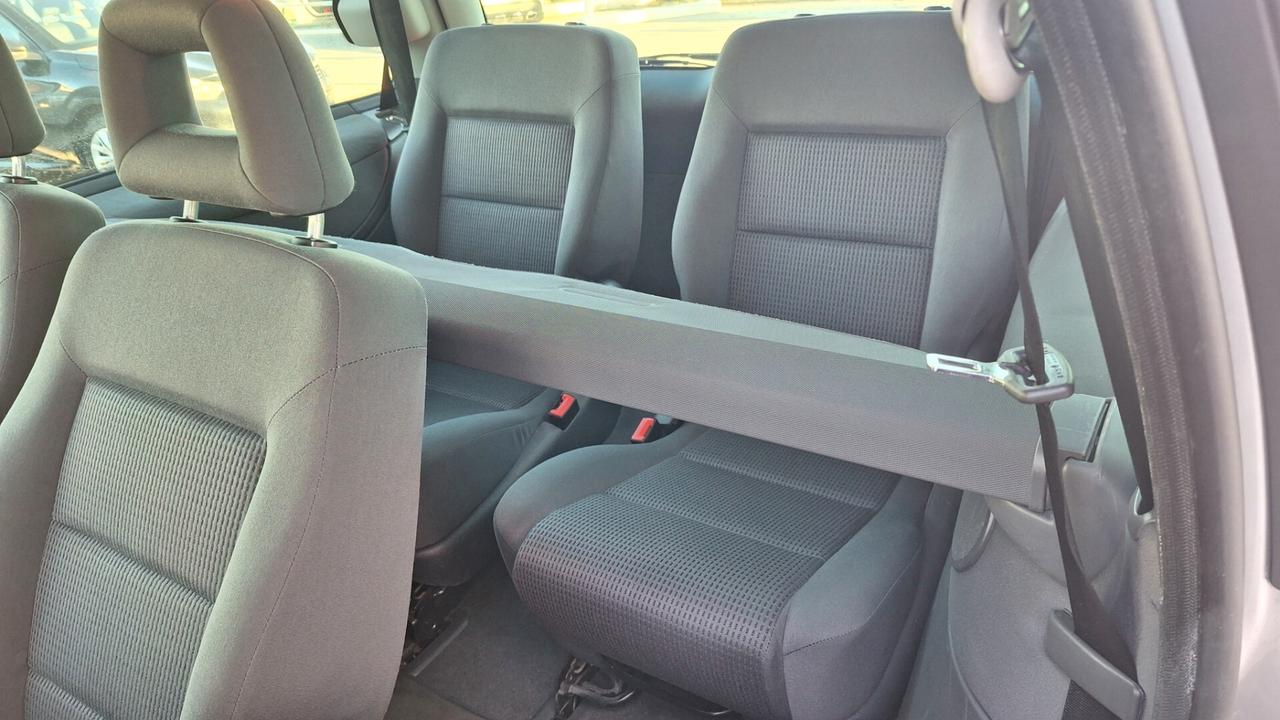 Volkswagen Sharan 2.0 TDI DPF United 7 Posti