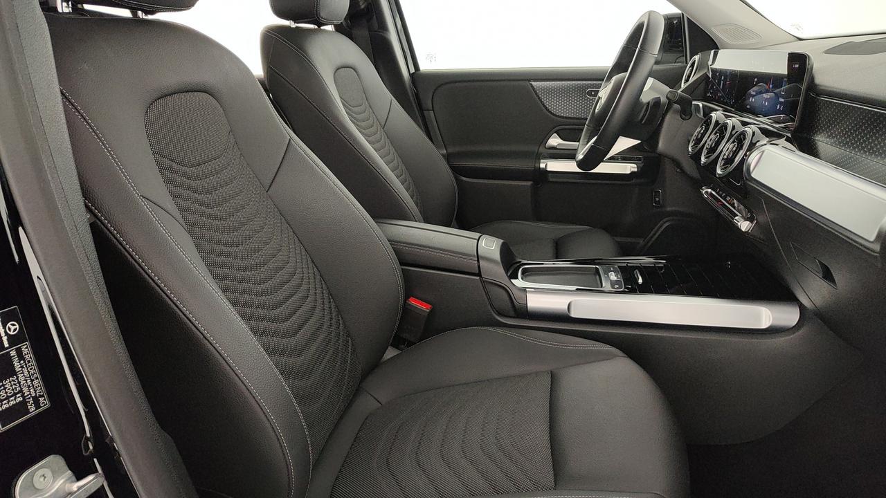 Mercedes-Benz GLB 180 d Progressive Advanced auto