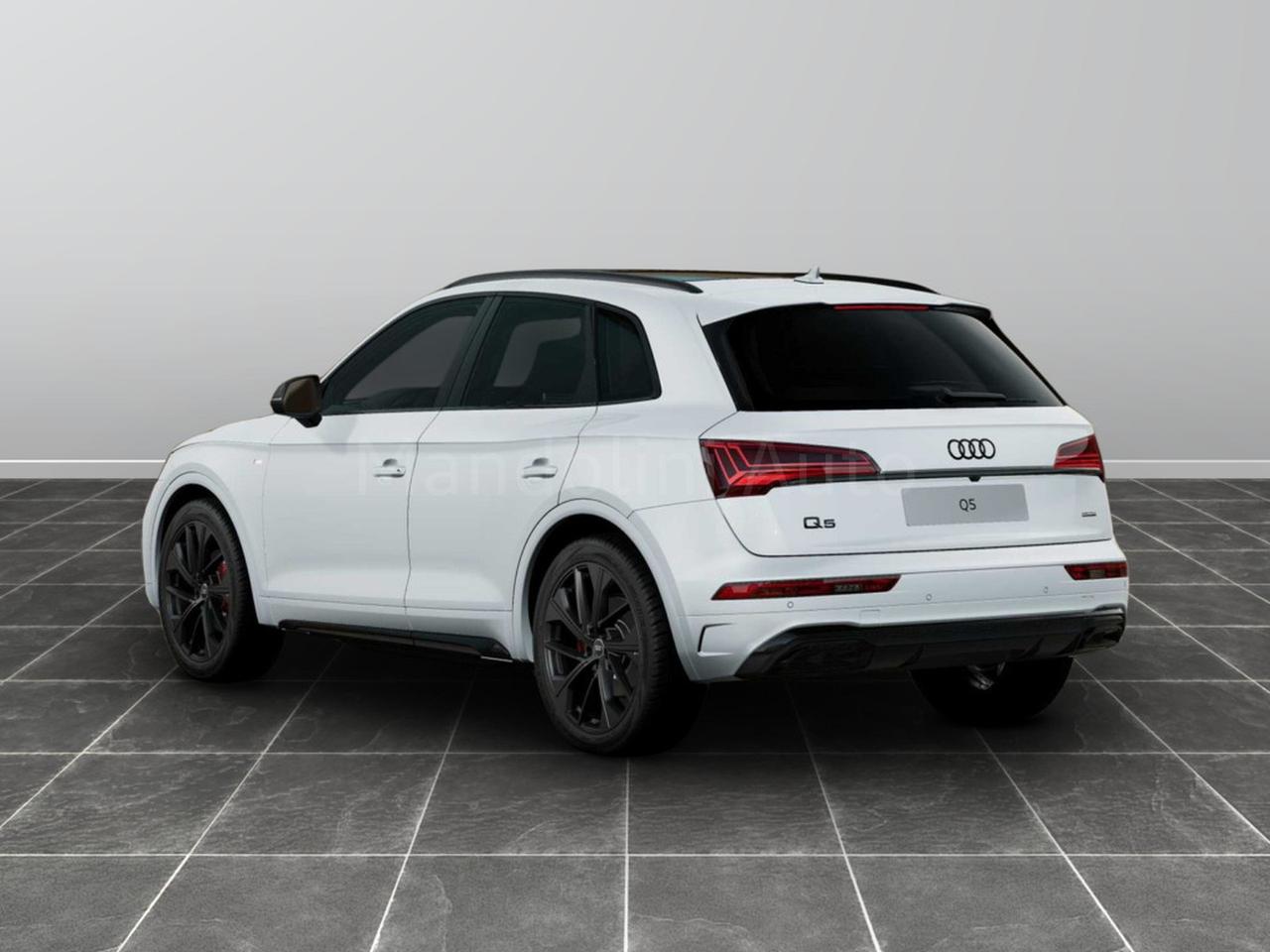 Audi Q5 40 2.0 tdi mhev 12v identity black quattro s tronic