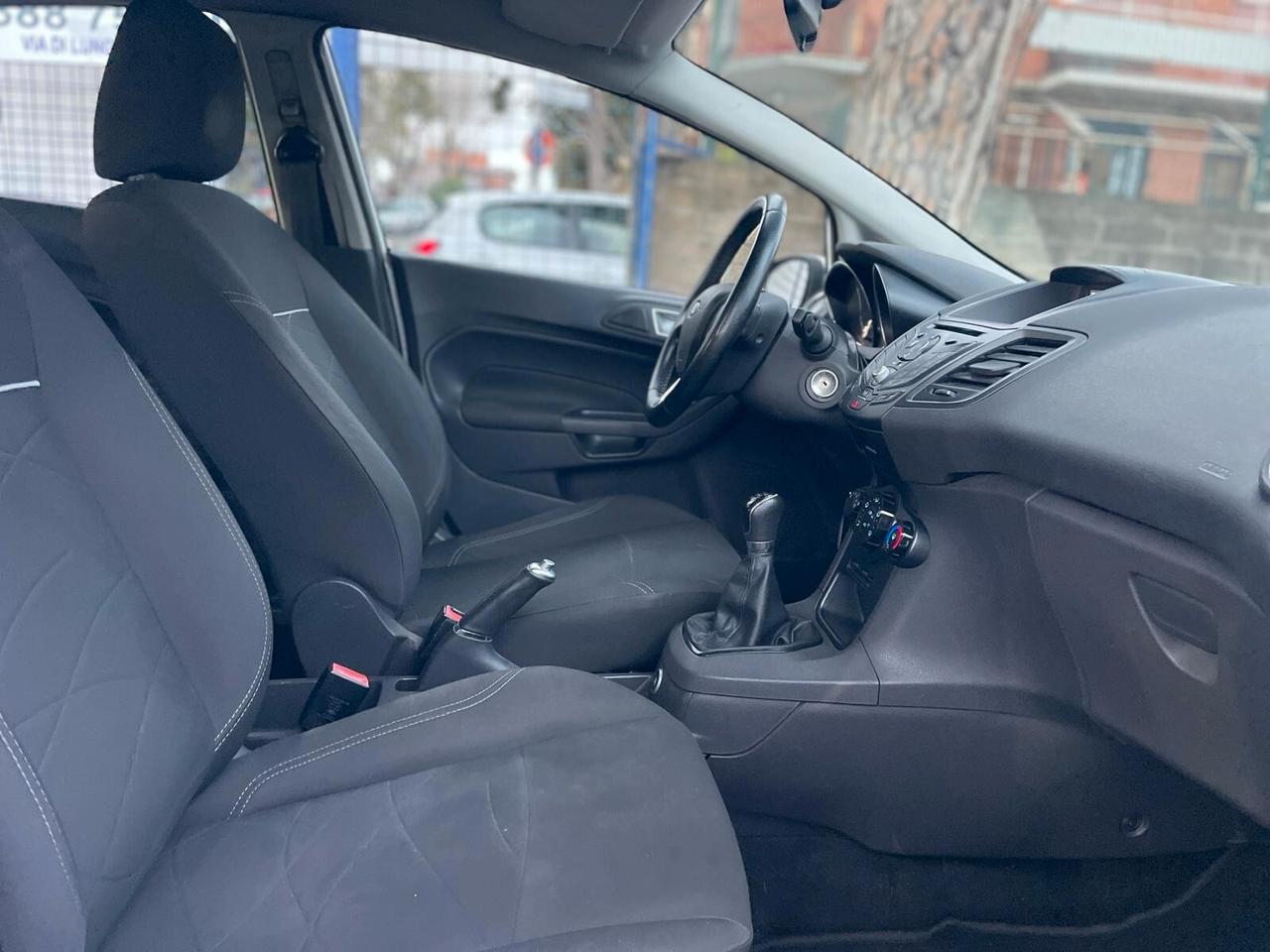 Ford Fiesta 1.4 5p. Bz.- GPL Titanium