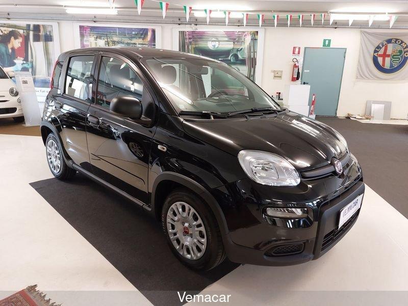 FIAT Panda 1.0 FireFly Hybrid con Radio BT