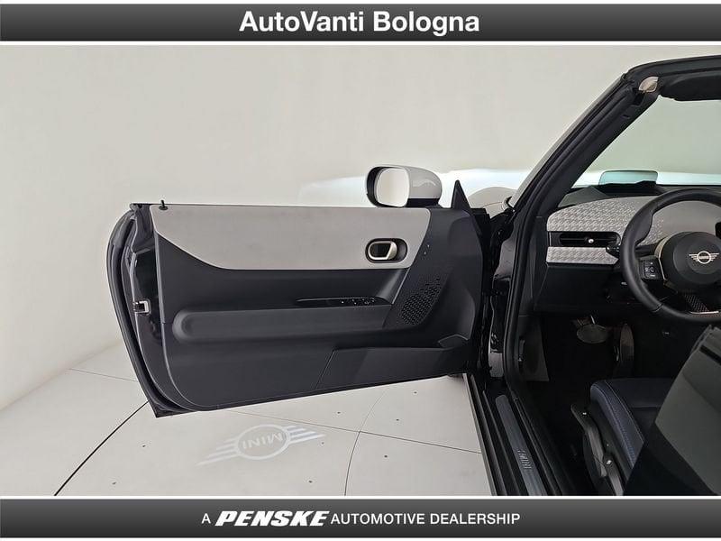 MINI Cooper Mini Cooper Cabrio 2.0 C Favoured auto