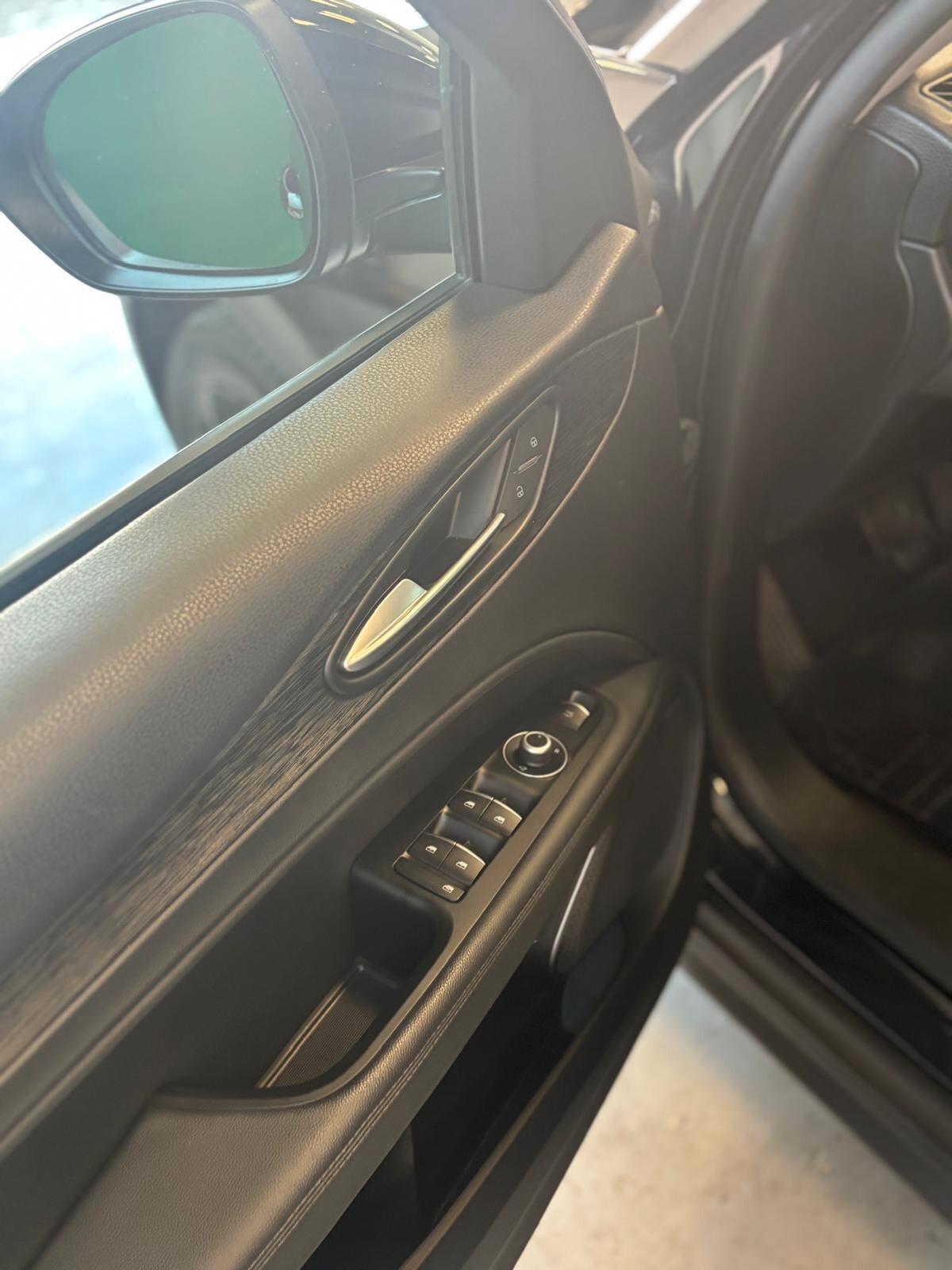 Alfa Romeo Stelvio 2.2 Turbodiesel 190 CV AT8 Q4 Ti