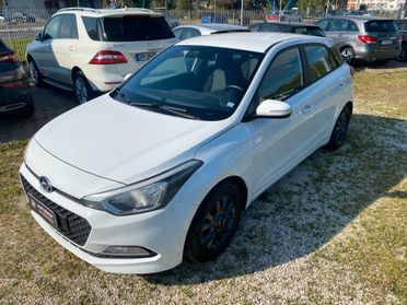 HYUNDAI - i20 - 1.2 GPL 5p. Blackline - NEOPATENTATI - FINANZIABILE - PERMUTE
