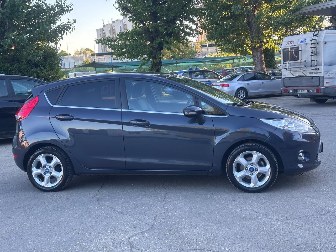 Ford Fiesta 1.4 TDCi 5p. Titanium