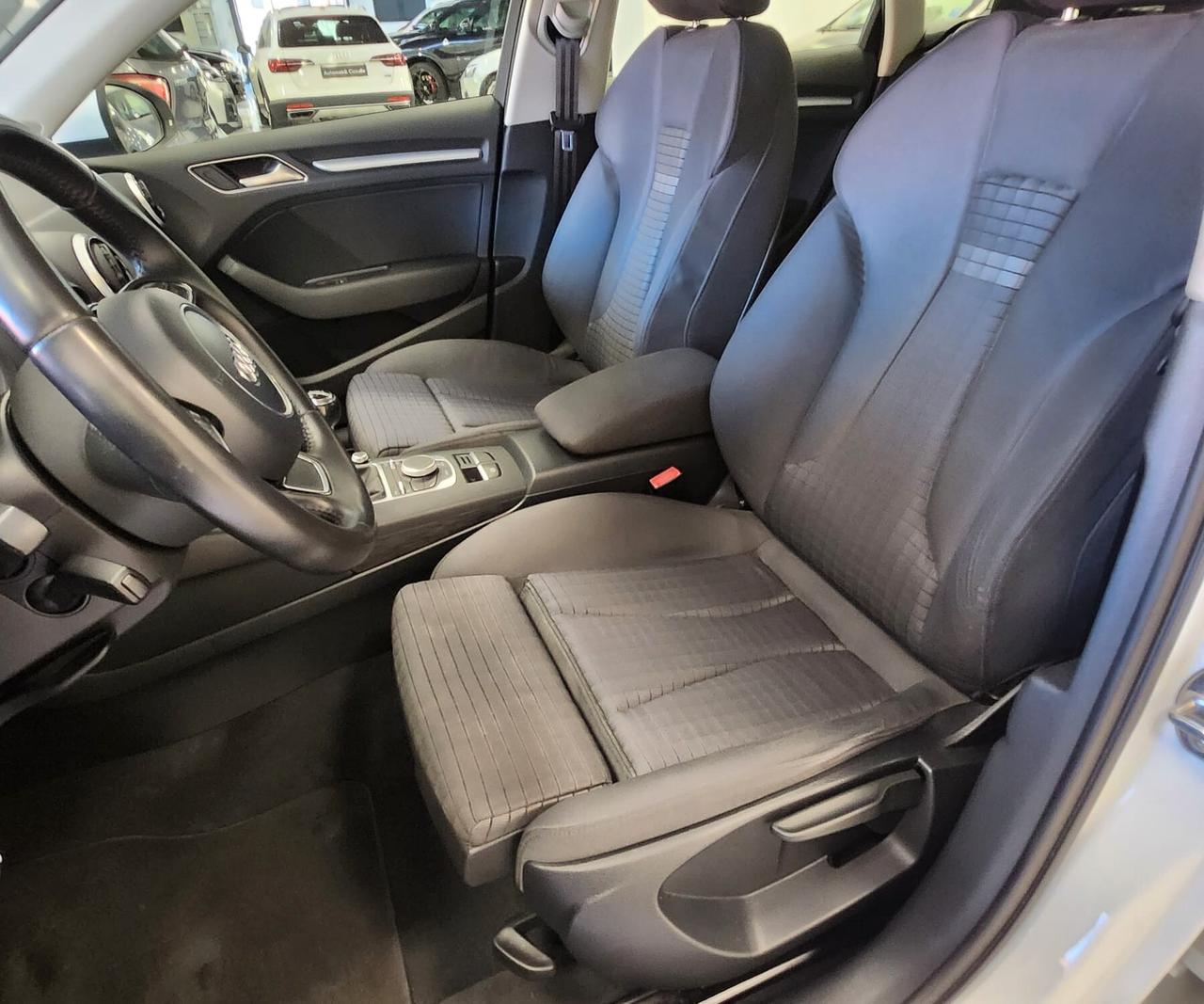 Audi A3 SPB 1.6 TDI clean diesel Attraction