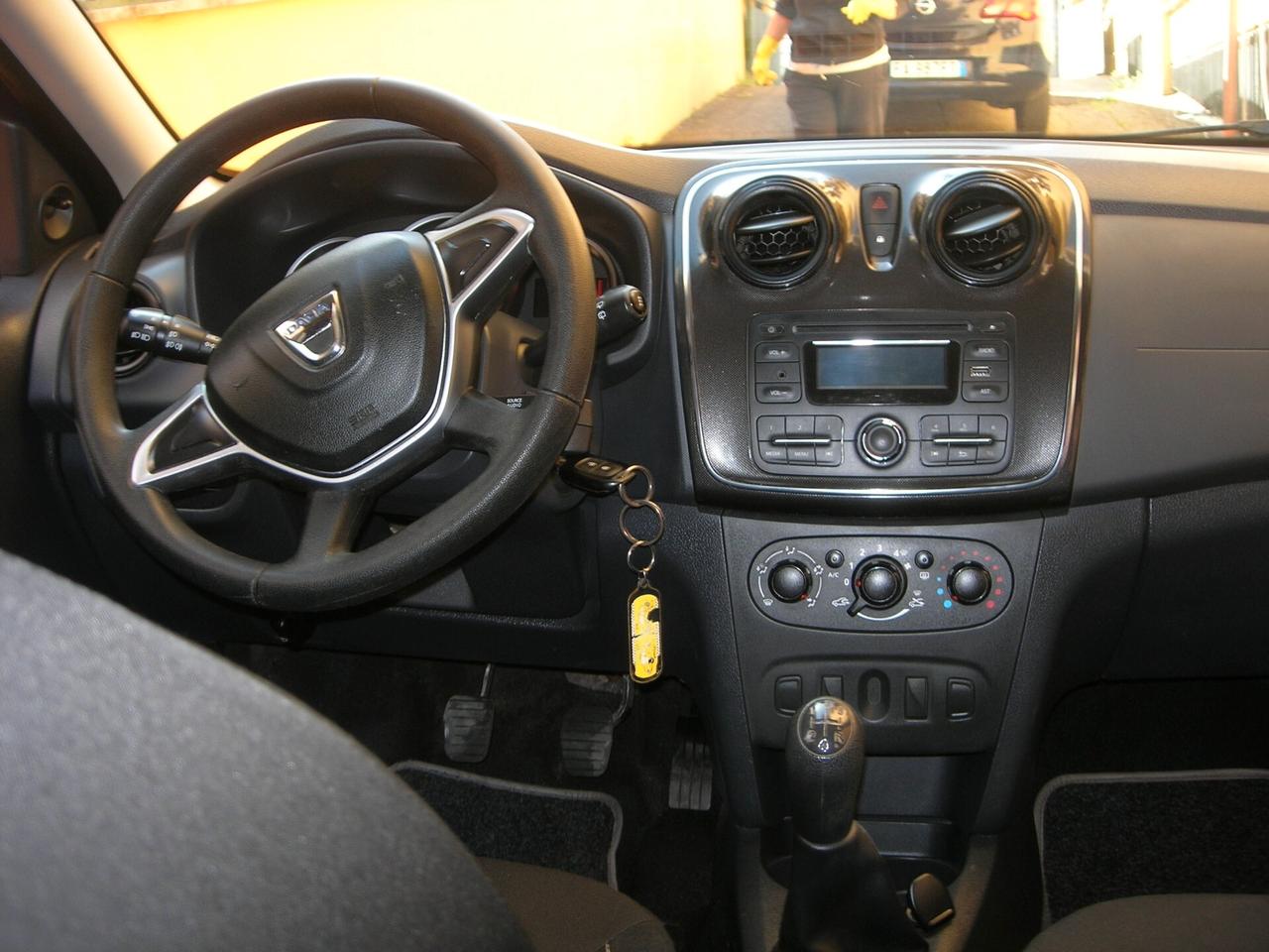 Dacia Sandero 1.0 SCe 12V 75CV Lauréate
