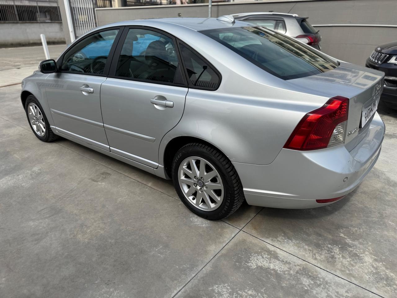 Volvo S40 2.0 D cat Summum